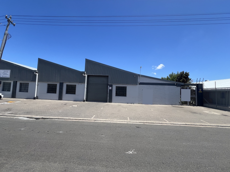 To Let commercial Property for Rent in Parow East Western Cape